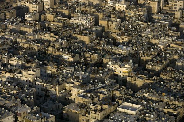 Спутниковые тарелки в Алеппо. Сирия